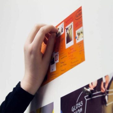 Smart magnetic wallcovering office walls